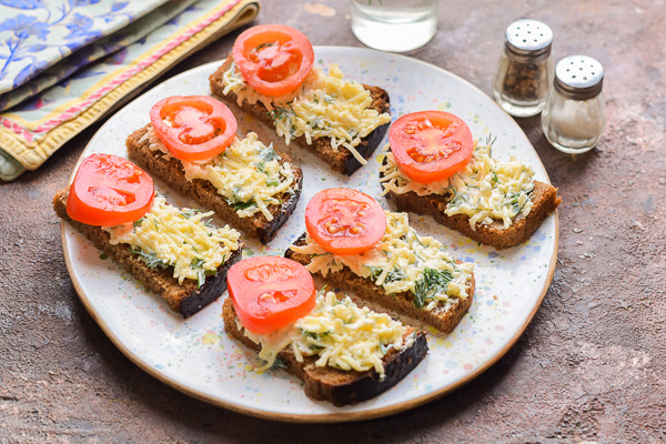 бутерброды со шпротами и сыром рецепт фото 7
